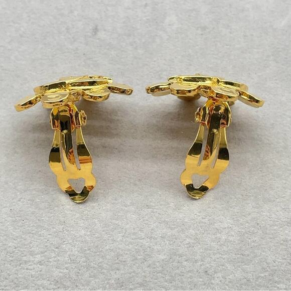 CHANEL Coco Mark CC Flower Motif GP 94P Earrings W/Box - Picture 7 of 11